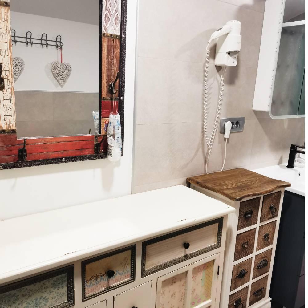 Family Apartment Nakiteya Любляна Екстериор снимка