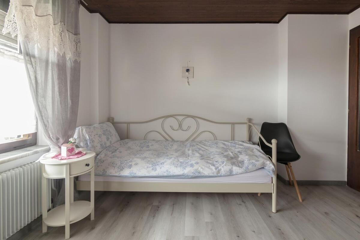 Family Apartment Nakiteya Любляна Екстериор снимка