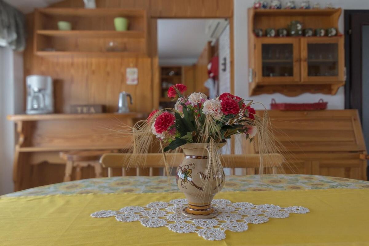 Family Apartment Nakiteya Любляна Екстериор снимка