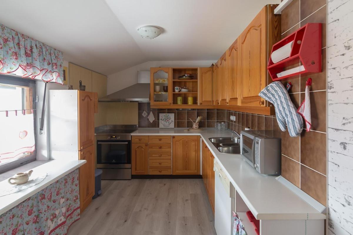 Family Apartment Nakiteya Любляна Екстериор снимка